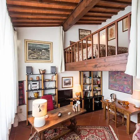 Independent Loft On Florence's Hills فندق مبيت وإفطار فيسولي